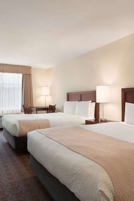 Hotel Days Inn - Ottawa Airport photo 4