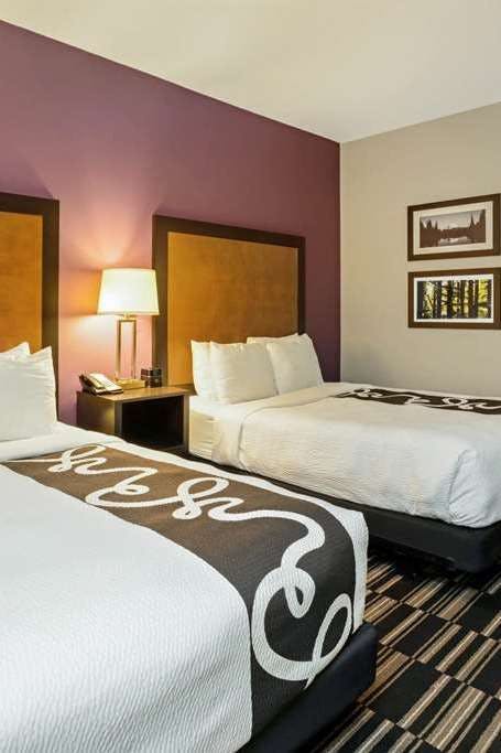 Hotel La Quinta Inn & Suites by Wyndham Tumwater - Olympia photo 2