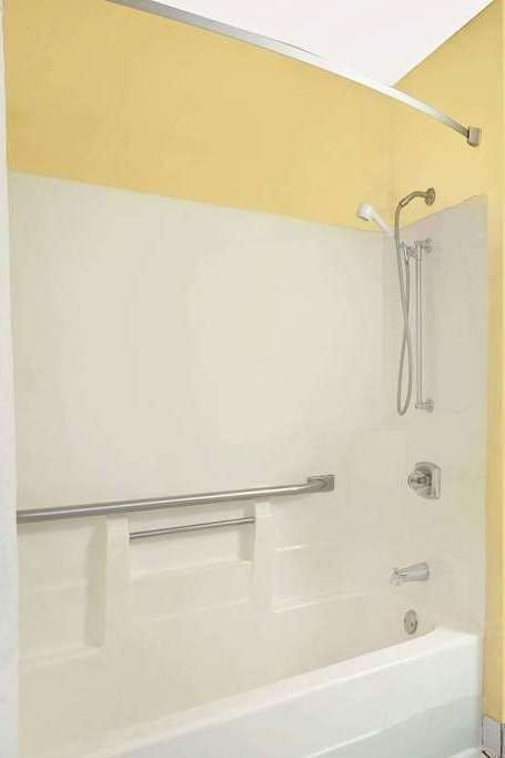 Hotel Super 8 by Wyndham Muncie/Ball St. College Area photo 5