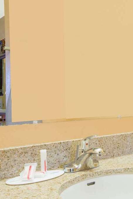 Hotel Super 8 Talladega AL photo 4