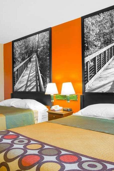 Hotel Super 8 Talladega AL photo 2