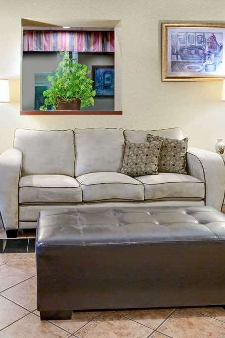 Hotel Days Inn by Wyndham Hoover Birmingham photo 5