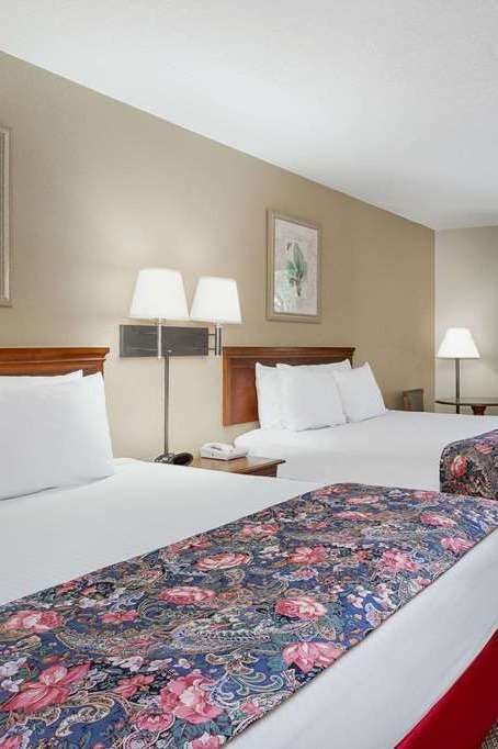 Hotel Days Inn by Wyndham Hoover Birmingham photo 2