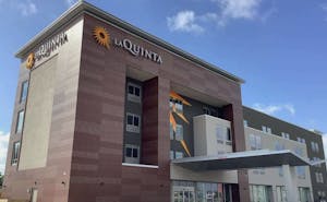 La Quinta Inn & Suites by Wyndham Corpus Christi Southeast