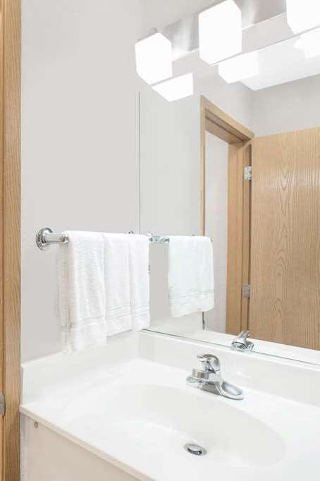 Hotel Microtel Inn & Suites by Wyndham Ames photo 4