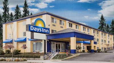 Days Inn by Wyndham Seattle Aurora