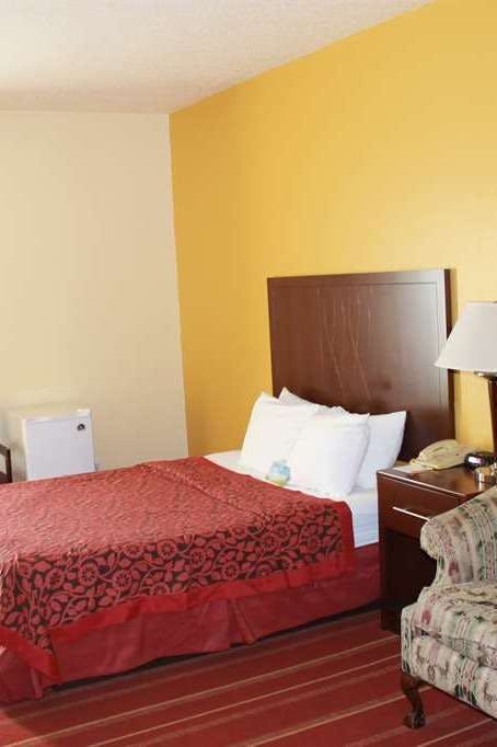 Hotel Days Inn by Wyndham Walcott Davenport photo 1