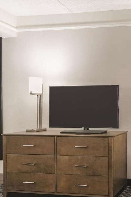 Hotel La Quinta Inn & Suites by Wyndham Alexandria Airport photo 3