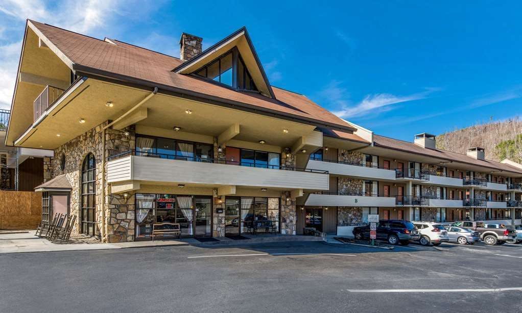 The Wander Hotel, Ramada