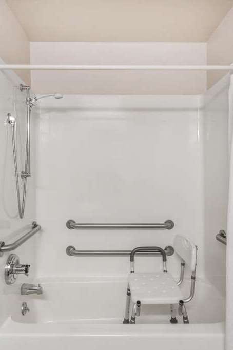 Hotel Super 8 by Wyndham Hamilton photo 3