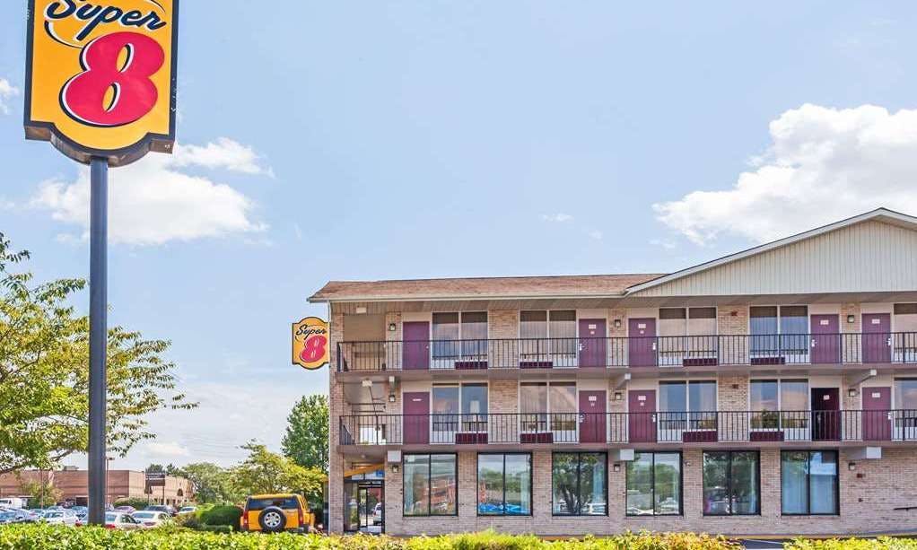 Super 8 by Wyndham Manassas