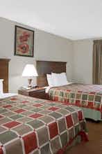 Hotel Days Inn Greensboro NC photo 4