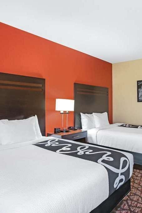 Hotel La Quinta Inn & Suites by Wyndham Pecos photo 3