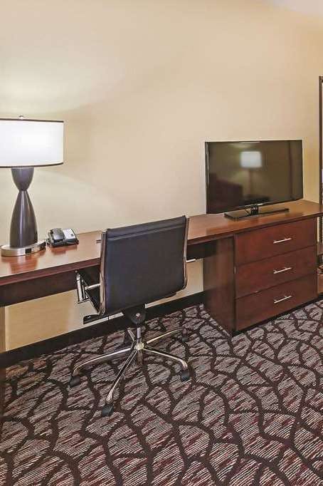 Hotel La Quinta Inn & Suites by Wyndham Pecos photo 4