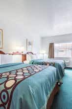 Hotel Super 8 Weatherford photo 1