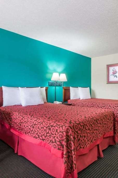 Hotel Days Inn by Wyndham Marianna photo 2