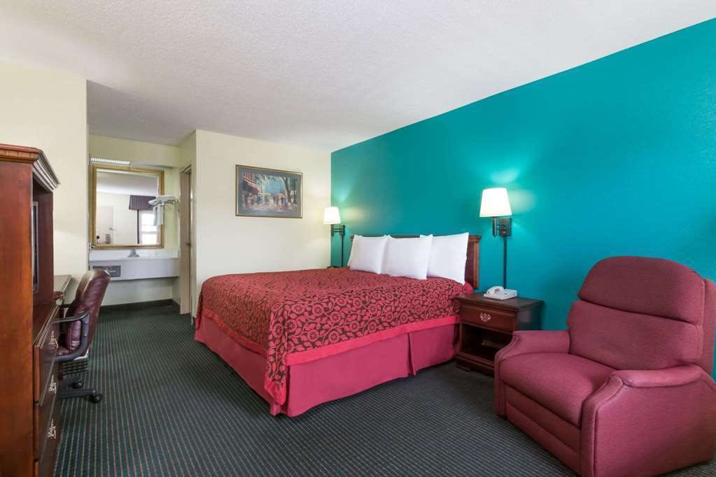 Hotel Days Inn by Wyndham Marianna photo 4