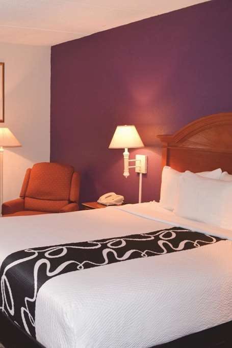 Hotel La Quinta Inn Johnson City photo 1