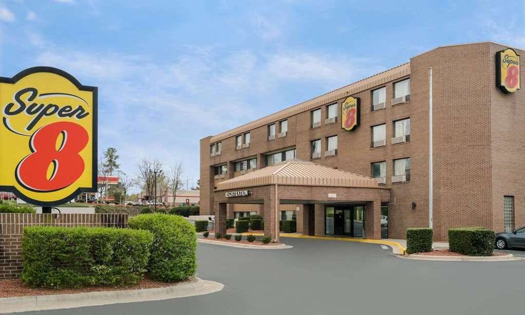 Super 8 by Wyndham Raleigh North East