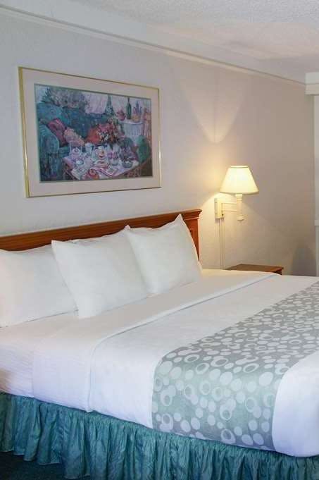 Hotel La Quinta Inn Pinellas Park photo 1