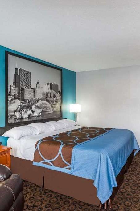 Hotel SE Belleville IL/St Louis Area photo 1