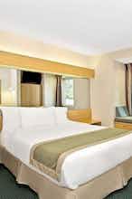 Hotel Microtel Inn & Suites by Wyndham Raleigh Durham Airport photo 1