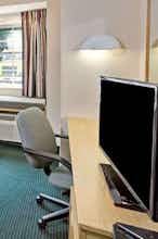 Hotel Microtel Inn & Suites by Wyndham Raleigh Durham Airport photo 5
