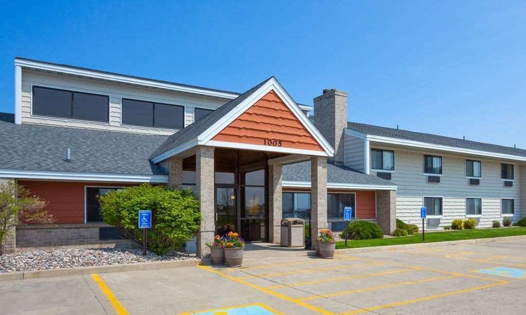 AmericInn by Wyndham Spencer