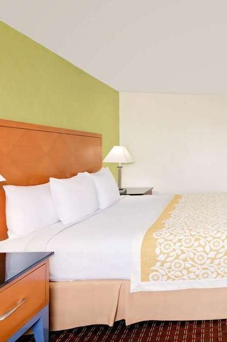 Hotel Days Inn Fort Dodge photo 1