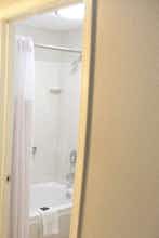 Hotel Wingate Savannah I-95 North photo 3