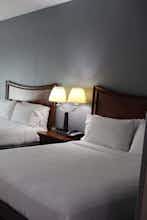 Hotel Wingate Savannah I-95 North photo 2