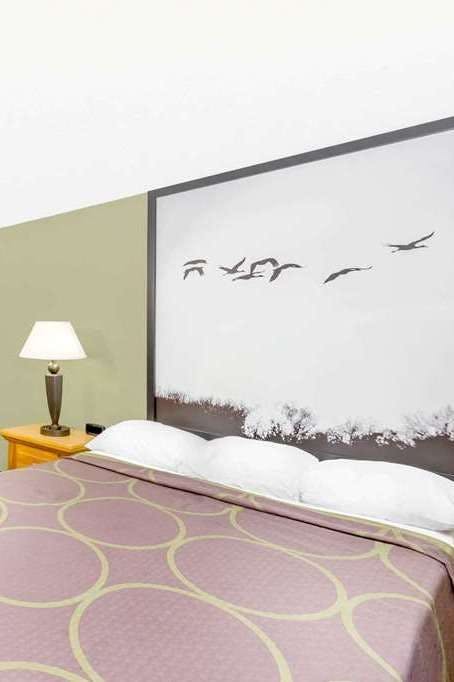 Hotel Super 8 by Wyndham Kearney photo 1