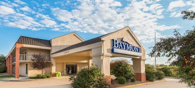 Baymont I S Topeka