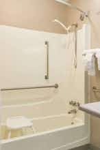 Hotel Super 8 Commerce GA photo 4