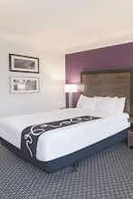 Hotel La Quinta Inn Ste Arlington N photo 1