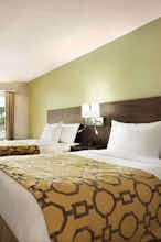 Hotel Baymont by Wyndham Kingsland photo 4