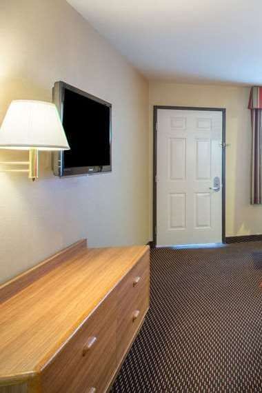 Hotel Days Inn by Wyndham Tucson Airport photo 3