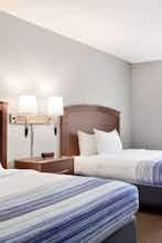 Hotel AmericInn Bemidji photo 2
