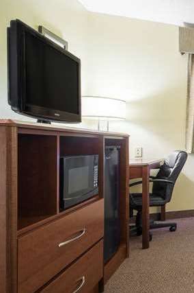 Hotel AmericInn by Wyndham Sioux Falls photo 3