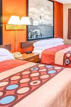 Hotel Super 8 by Wyndham Blair photo 2