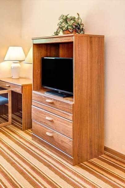 Hotel Super 8 by Wyndham Blair photo 3