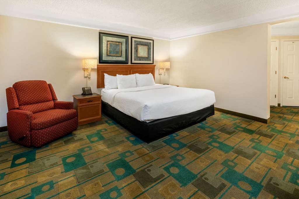 Hotel La Quinta Inn Ste West Peoria photo 2