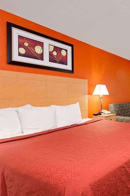 Hotel Days Inn by Wyndham Sturtevant / Racine / Mount Pleasant photo 2