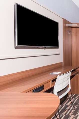 Hotel Microtel Inn & Suites by Wyndham Sweetwater photo 2