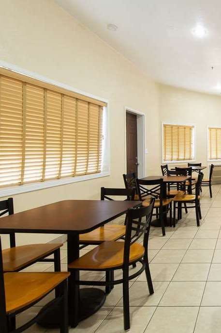 Hotel Travelodge by Wyndham Merced Yosemite photo 5