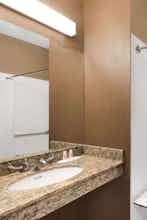 Hotel Microtel Midland photo 4