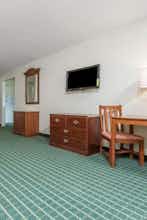 Hotel Baymont Inn Suites Kokomo photo 5