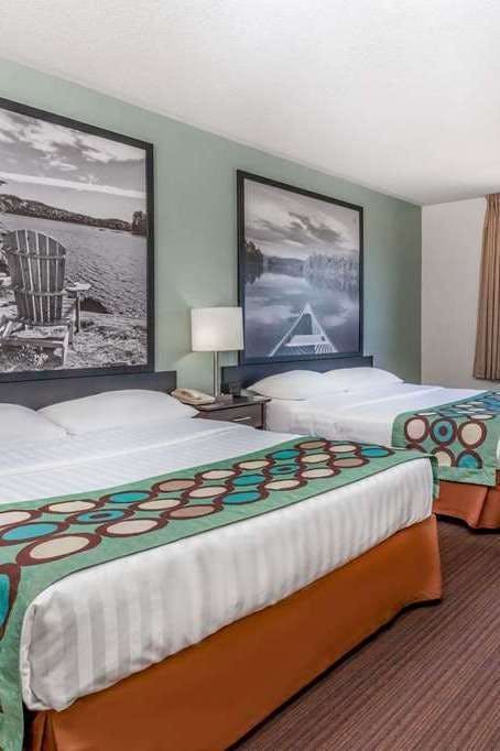 Hotel Super 8 by Wyndham Peterborough photo 4