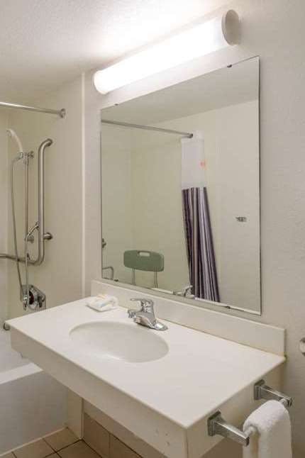 Hotel La Quinta Inn by Wyndham Nashville South photo 5