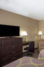 Hotel Super 8 by Wyndham Sarasota Near Siesta Key photo 3